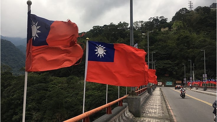 taiwan flags bridge