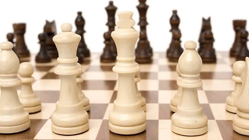 Chess pieces mergers 