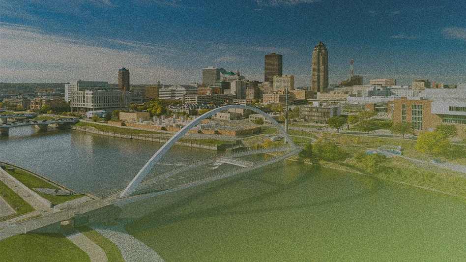 Filtered photo of Des Moines, Iowa, skyline.