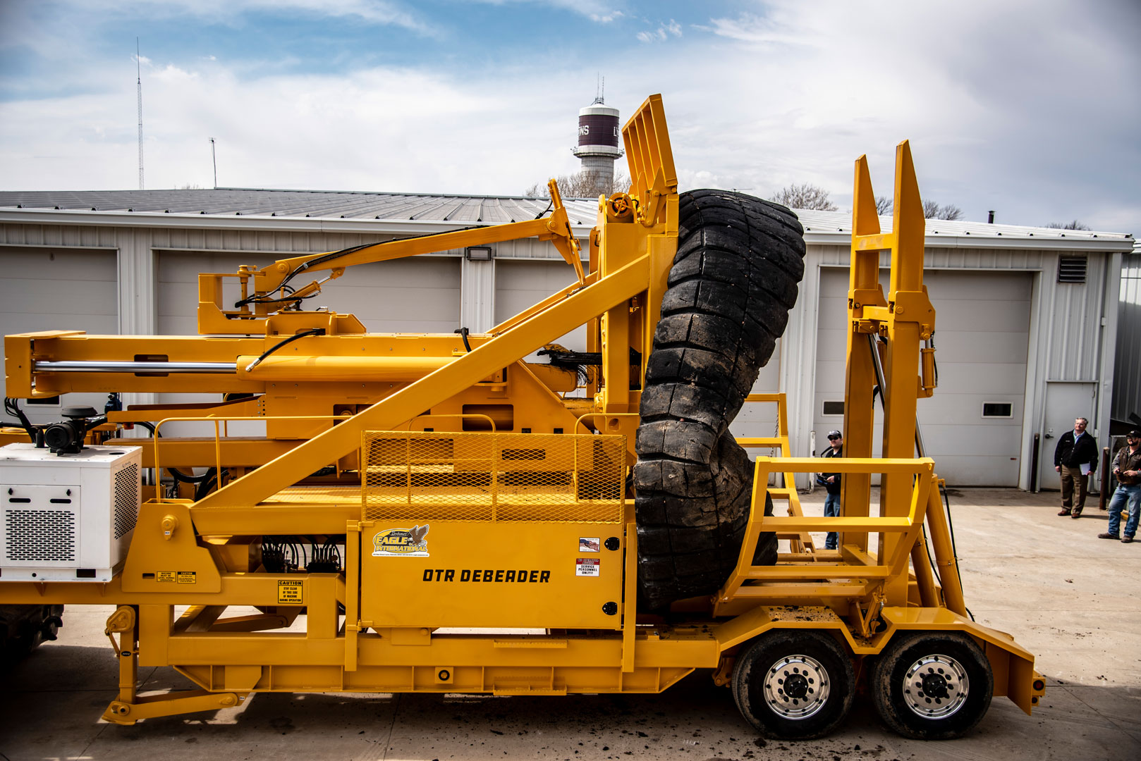 Eagle’s OTR Debeader hooks the scrap tire market