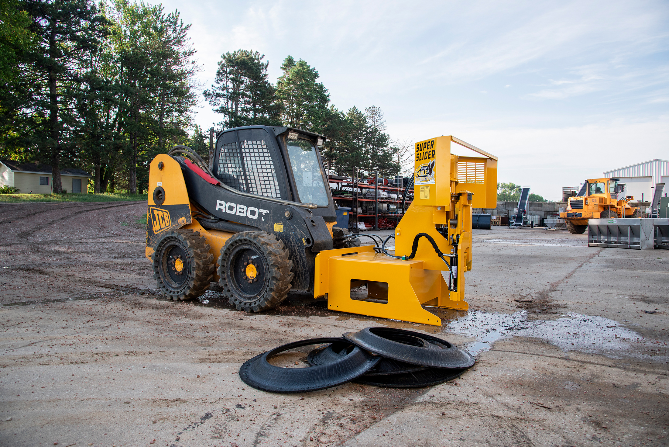 Super Slicer attachment appeals to Ag